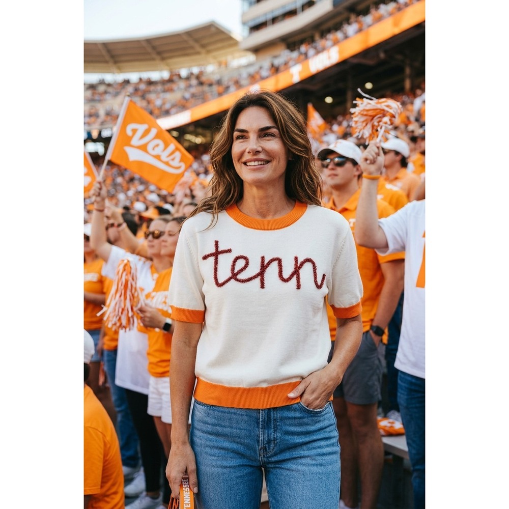Queen of Sparkles Tennessee Sweater Women White Orange Tenn Script Size M